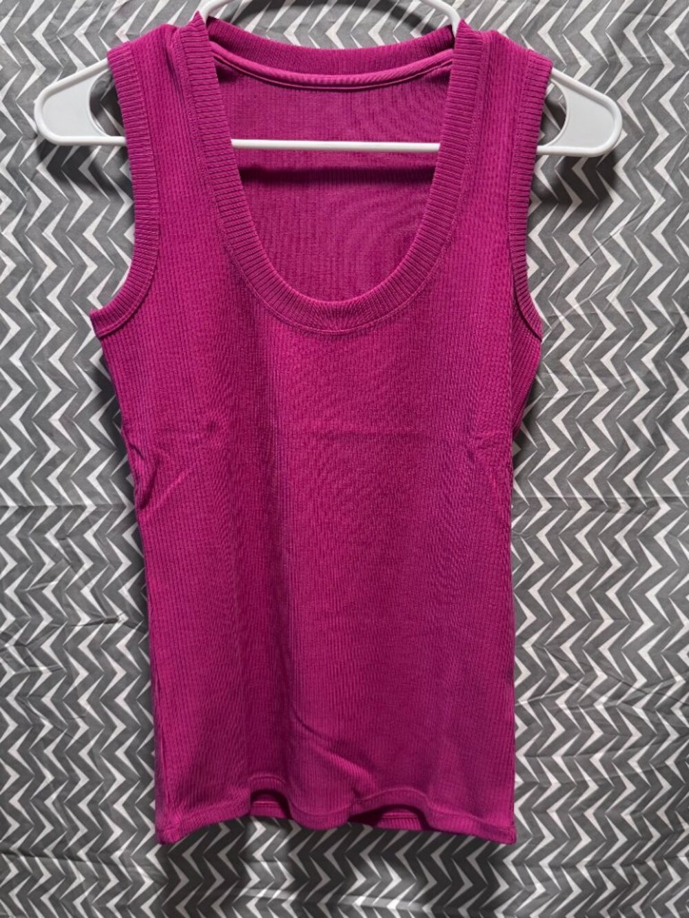 WOOLX Sloane Ribbed Tank All Season | Slim FIt, size Small in Berry